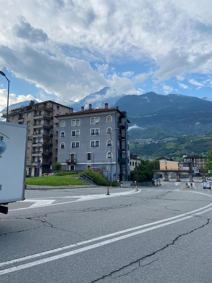 Amelie Aosta Apartment Exterior foto